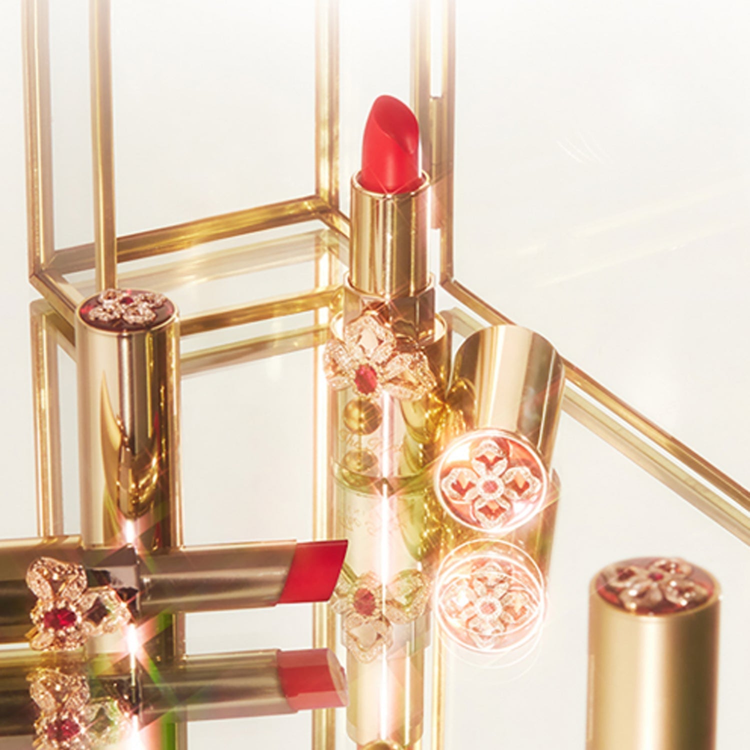 [Gift Packaging] OHUI The First Geniture Lipstick and Lip Balm Duo Holiday Edition